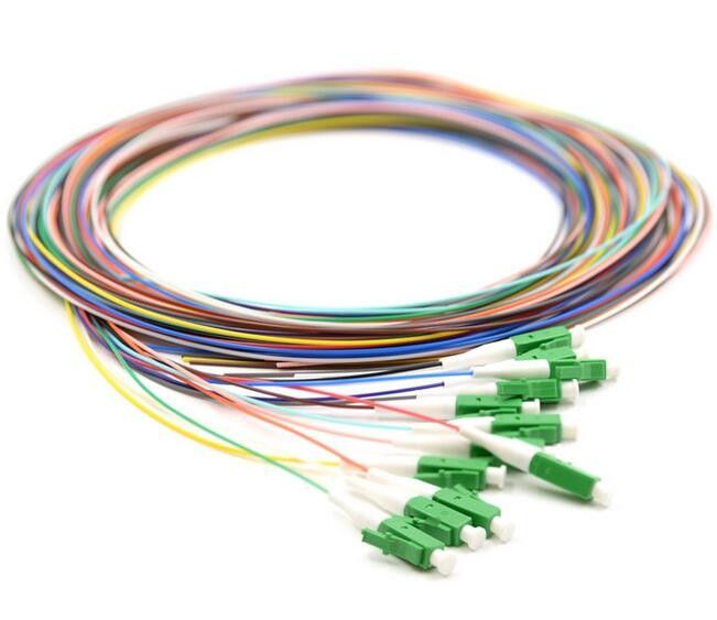 Zopf des Monomode--G652, FTTH-Lichtwellenleiter LC/APC-Verbindungsstück Art