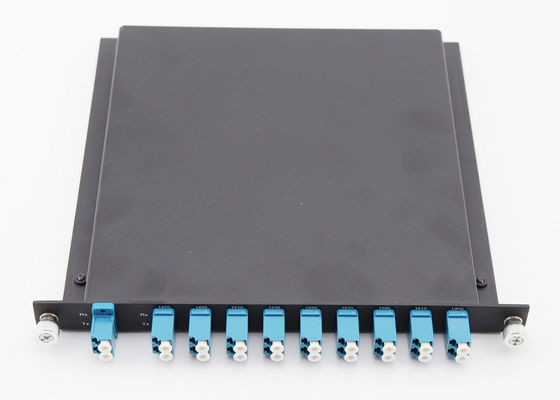Mehrfachkoppler-Gestell-Berg 8 UPG kanalisiert maximaler IL 2.5dB 1U passiver Cwdm 20nm Kanalabstand fournisseur
