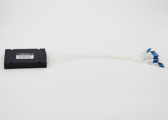 Hoher genauer 8 Kanalmultiplexer, zentrale Wellenlänge Mux und niedrige Einfügungsdämpfung Demux fournisseur